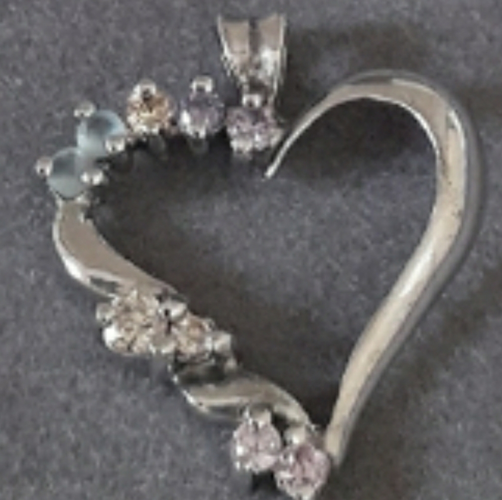 HP🎉2/8/21 925 Birthstone SS Heart